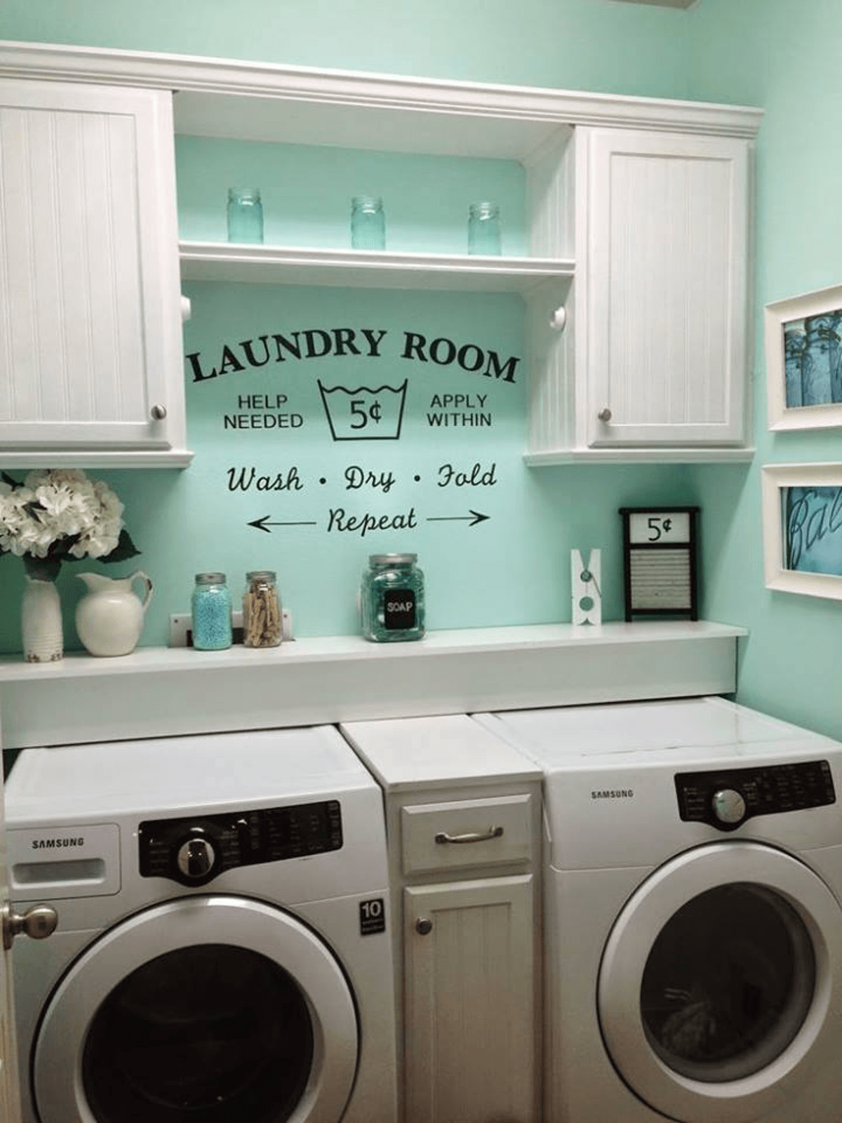 5b764946b790a01-small-laundry-room-design-ideas-homebnc