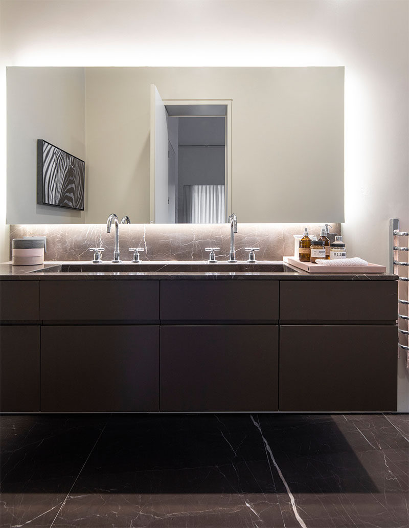 5bab0500e6647modern-bathroom-with-dark-vanity-backlit-mirror-250918-136-15-800x1032