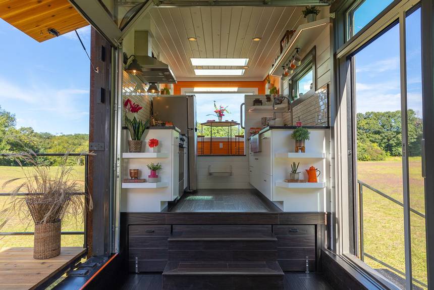 5bf3856784c1fnew-frontier-dunkin-donuts-tiny-house-4.jpg.860x0_q70_crop-smart
