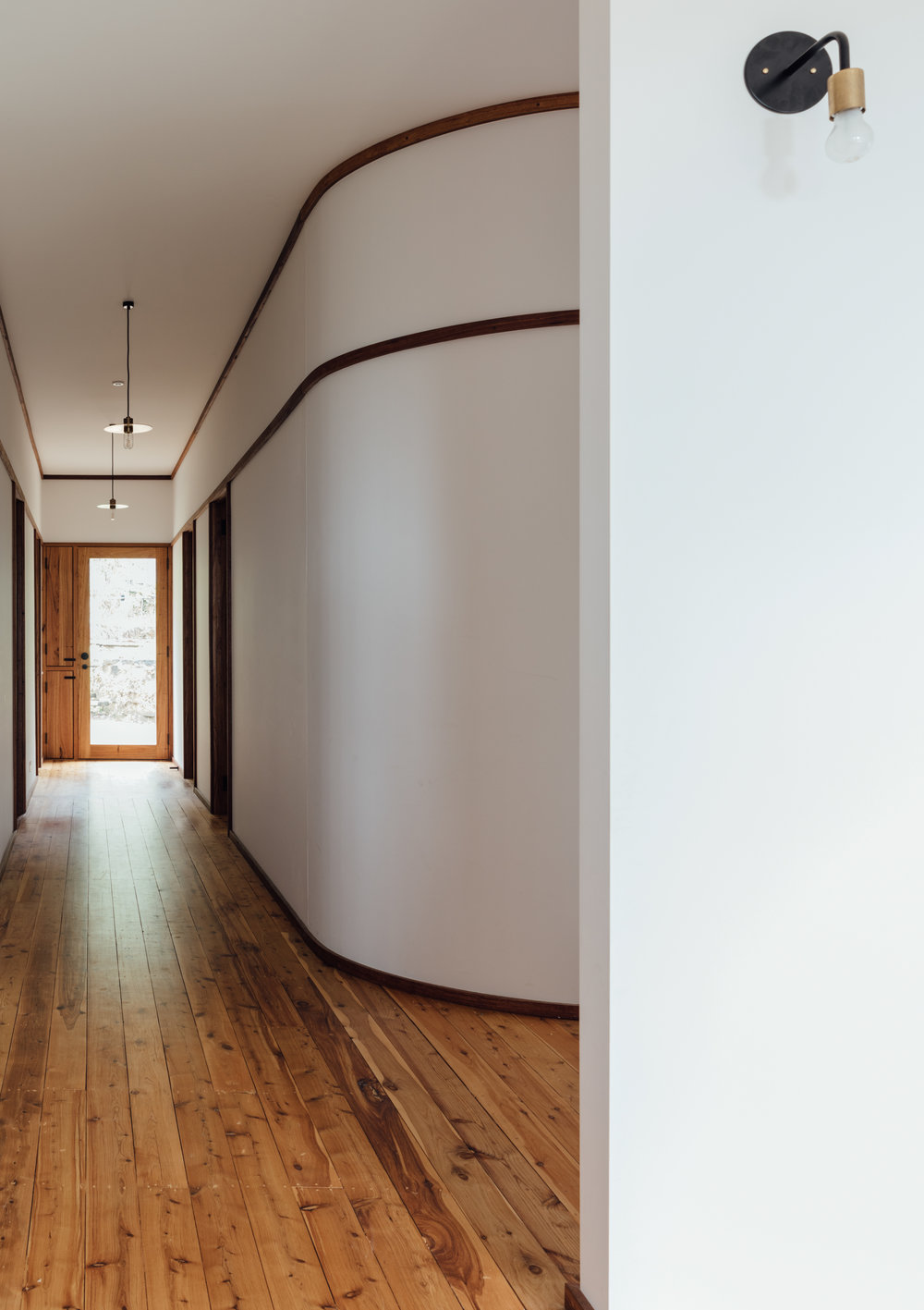 Takt exoskeleton house hallway curved.jpg